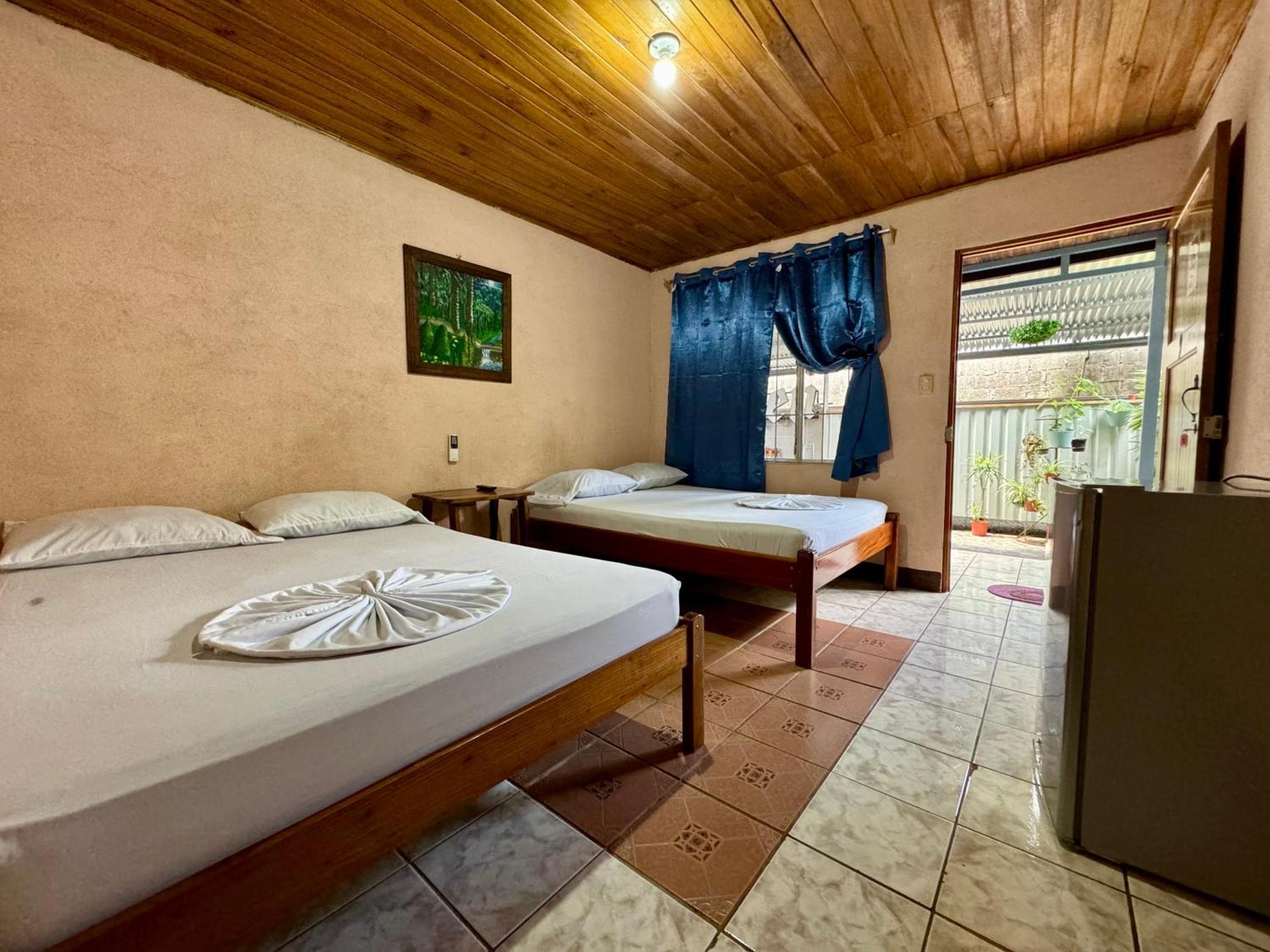 Cabinas Las Palmas Del Sol La Fortuna Exterior foto
